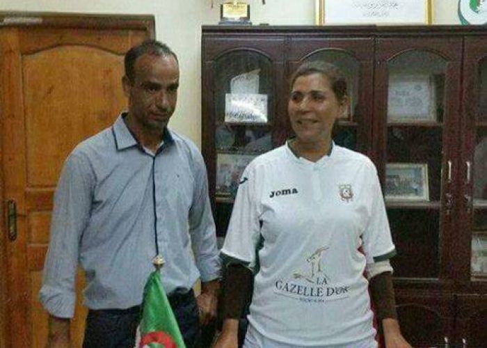 Nadjet Mehri, première femme présidente d'un club de football en Algérie 