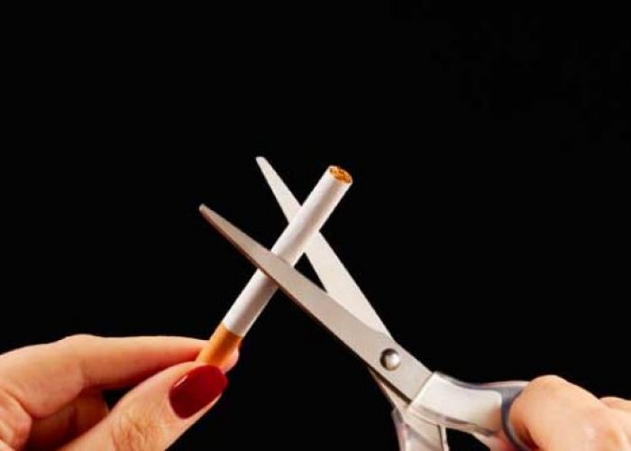 Moi(s) sans tabac : arrêter de fumer d'un seul coup, bonne ou mauvaise idée ?