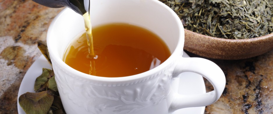 Thé détox : les dangers à connaître