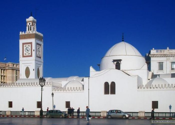 Les mosquées appelées à mettre en sourdine les hauts-parleurs