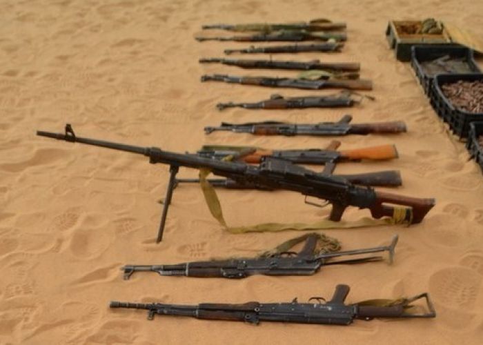 Découverte d'une cache d'armes près de Reggane