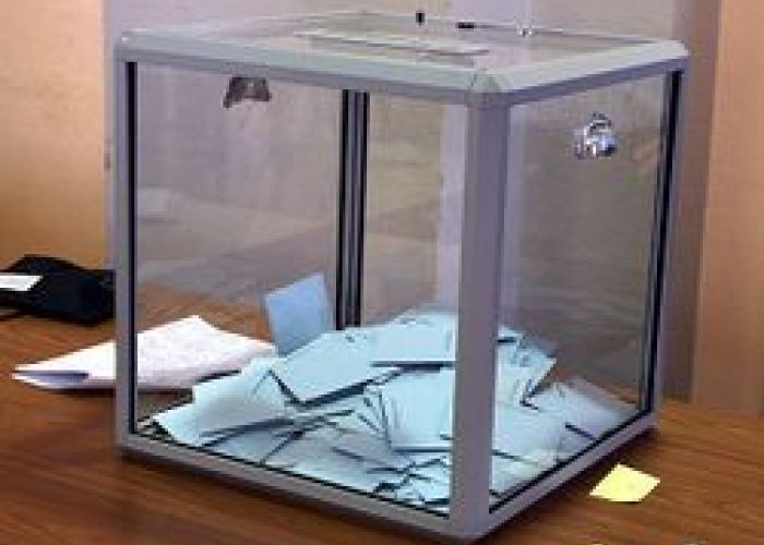  Elections locales : Bedoui annonce une réunion avec le président de la HIISE, mardi