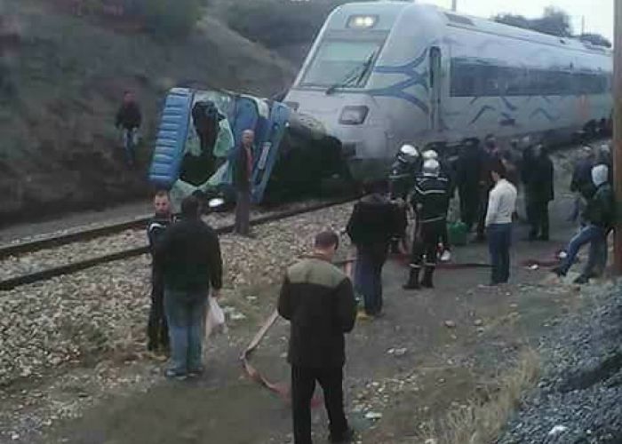 Collision entre un train et un camion à Bouira : Trafic ferroviaire paralysé entre Alger et l'Est