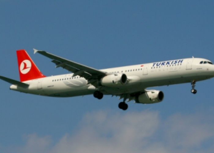 Un avion de Turkish Airlines dérouté en Sicile à cause d'une bagarre entre des passagers algériens 