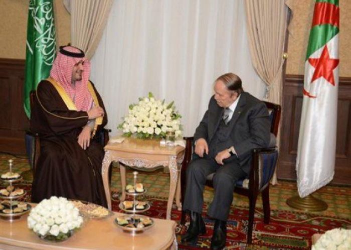 Le président Bouteflika reçoit le ministre saoudien de l’Intérieur (Vidéo)