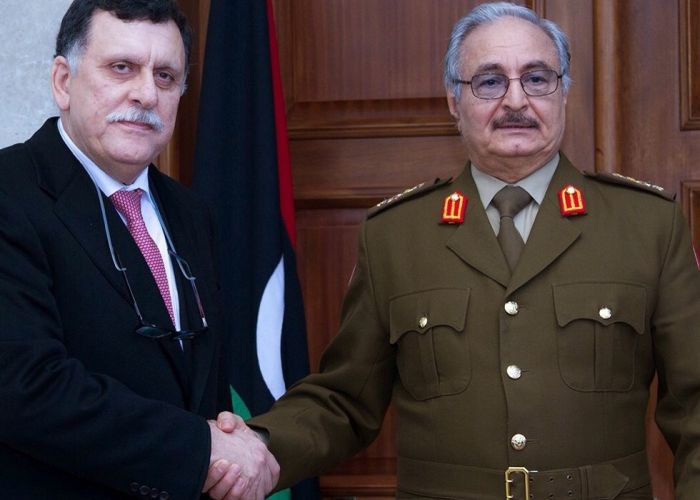 Libye : Moscou veut réunir Haftar et Al-Sarraj autour d'une même table 