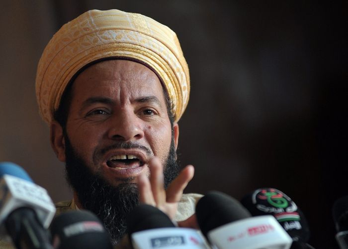 Sécurité des Imams : Bedoui rassure les hommes de foi