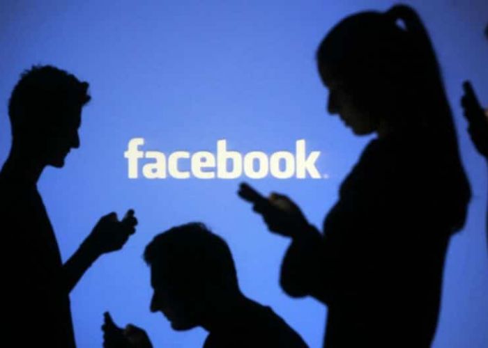  Que se passe-t-il chez Facebook qui supprime les Pages des algériennes ?