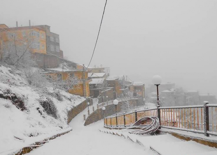 Chutes de neige : Plusieurs routes sont coupées à la circulation automobile en Kabylie 