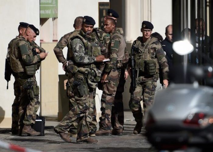 France : des Militaires renversés par une voiture, le suspect est un Algérien âgé de 36 ans