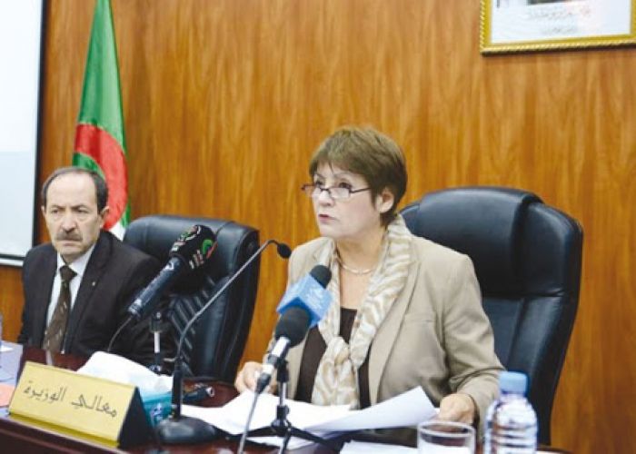  Education : Nouria Benghabrit rencontre, lundi, ses partenaires sociaux