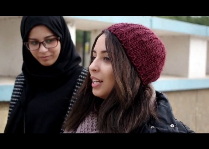  La télévision France 24 honore deux slameuses algériennes