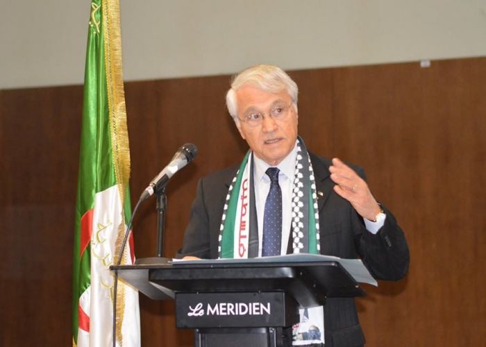  Chakib Khelil : « Les revenus de l'Algérie seront très limités dans les prochaines années »