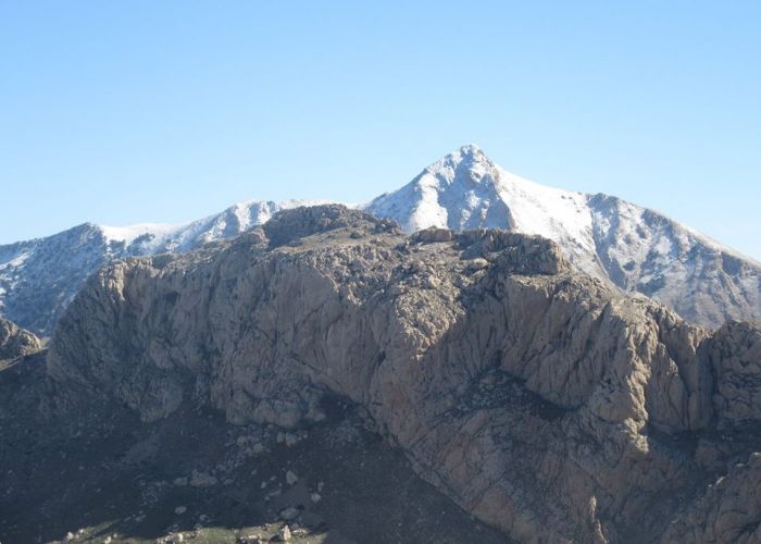 Les premières neiges recouvrent les cimes du Djurdjura