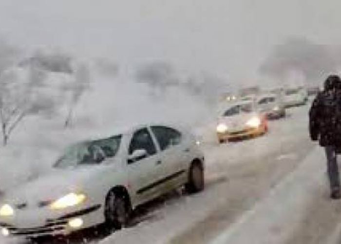 Intempéries : les chutes de neige bloquent plusieurs axes routiers à Médéa