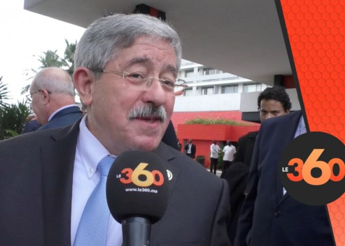 Ouyahia et sa poignée de main avec Mohammed VI : "J'ai transmis les salutations du président"(Vidéo)