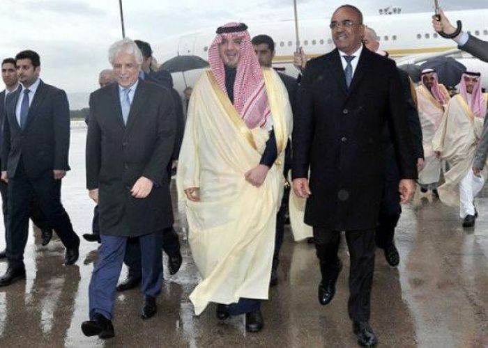 Le ministre saoudien de l'Intérieur entame une visite officielle en Algérie
