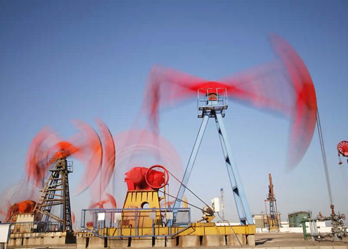  Pétrole : Le Brent ouvre la semaine à plus de 60 dollars à Londres 