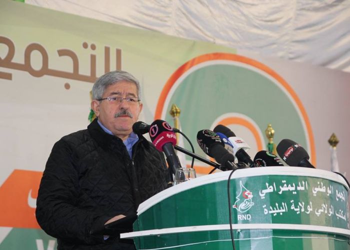 La planche à billets : L'histoire retiendra que le PT est du même avis que le FMI, selon Ouyahia 