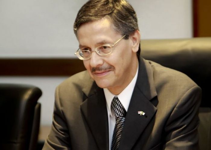 Agrément à la nomination du nouvel ambassadeur d'Algérie en France