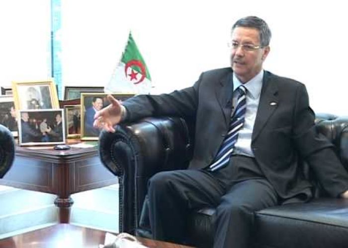 Diplomatie : Alger nomme un illustre inconnu comme ambassadeur à Paris