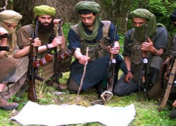 Terrorisme : Ouyahia lance un appel aux « enfants égarés » pour retourner à leurs familles 