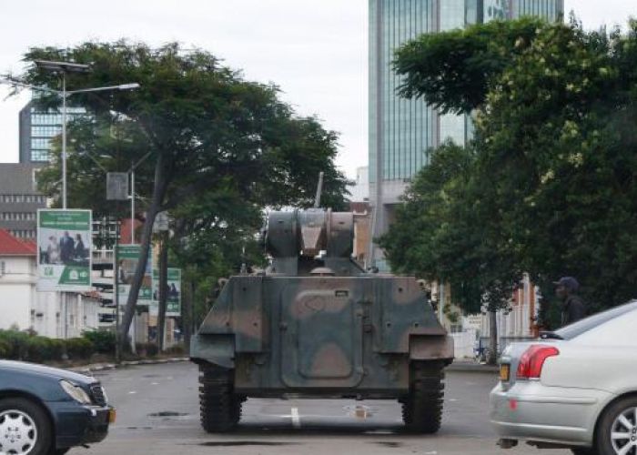 Zimbabwe : Médiation en cours pour mettre à l’écart le président Robert Mugabe