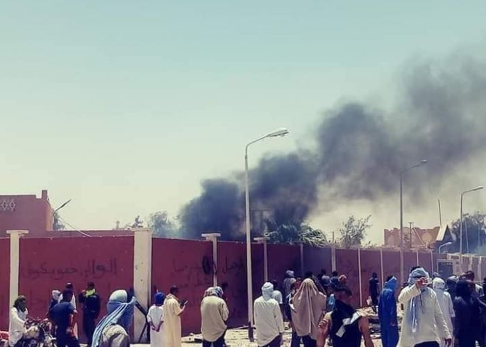 Une manifestation de jeunes chômeurs dégénère à Tinerkouk (Adrar) : Le siège de la daira incendié (Vidéo)