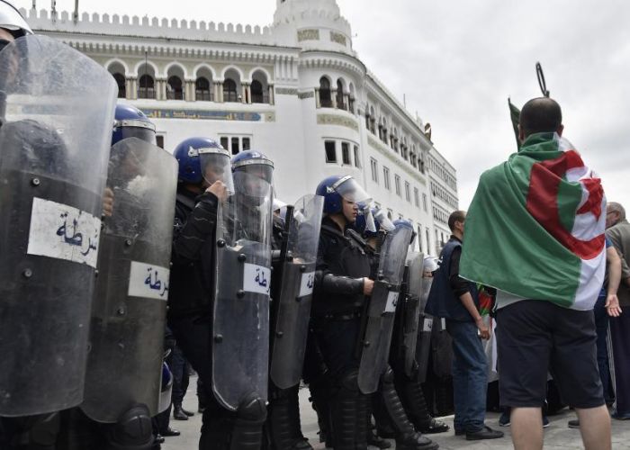  Alger quadrillée en prévision d’un vendredi qui s’annonce décisif