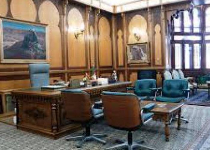 Le fauteuil du Président de la république attire du tout-venant : Ali Baba et les 140 vautours !