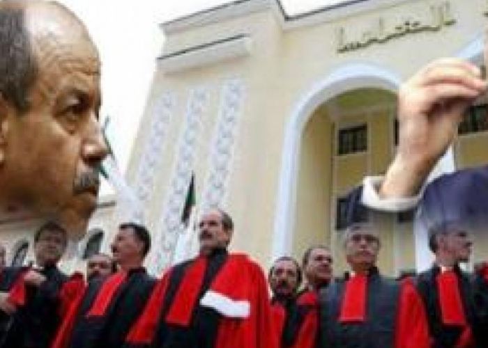  Justice : le bras de fer se durcit entre Zeghmati et le syndicat des magistrats