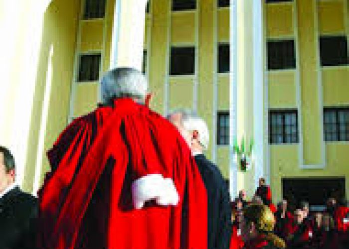 Grève des magistrats : Des membres du Conseil Supérieur de la Magistrature sollicitent l'intervention du chef de l'Etat, Abdelkader Bensalah 