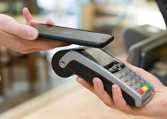  Paiement électronique : les pouvoirs publics veulent lever les obstacles et rassurer les usagers