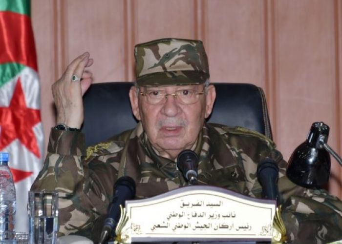 Sécurisation de la présidentielle : Gaid Salah donne des instructions aux chefs des régions militaires