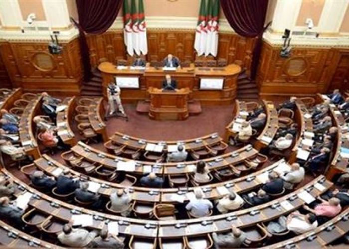  Elections sénatoriales : le collège électoral convoqué pour le 29 décembre 
