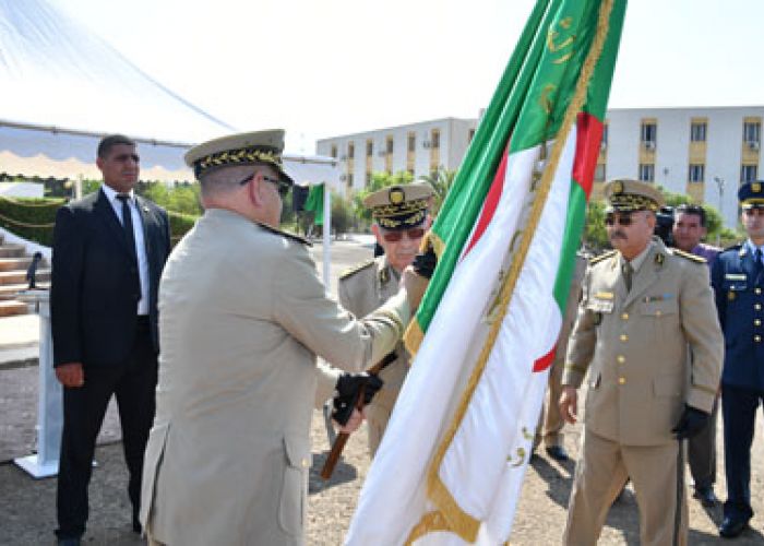 1ere région militaire : Gaïd Salah installe le nouveau commandant, le Général-major Ali Sidane