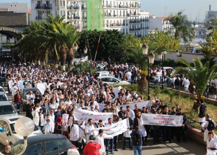  Santé: Les résidents d’Alger vont reprendre la protesta samedi prochain