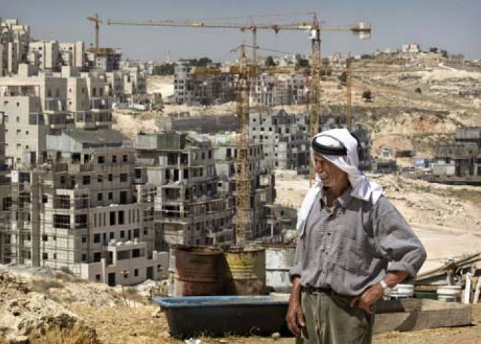 Des banques françaises financent la colonisation des Territoires palestiniens 
