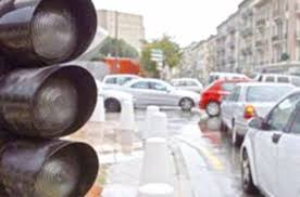  Circulation: installation de feux tricolores dans 500 carrefours à Alger 