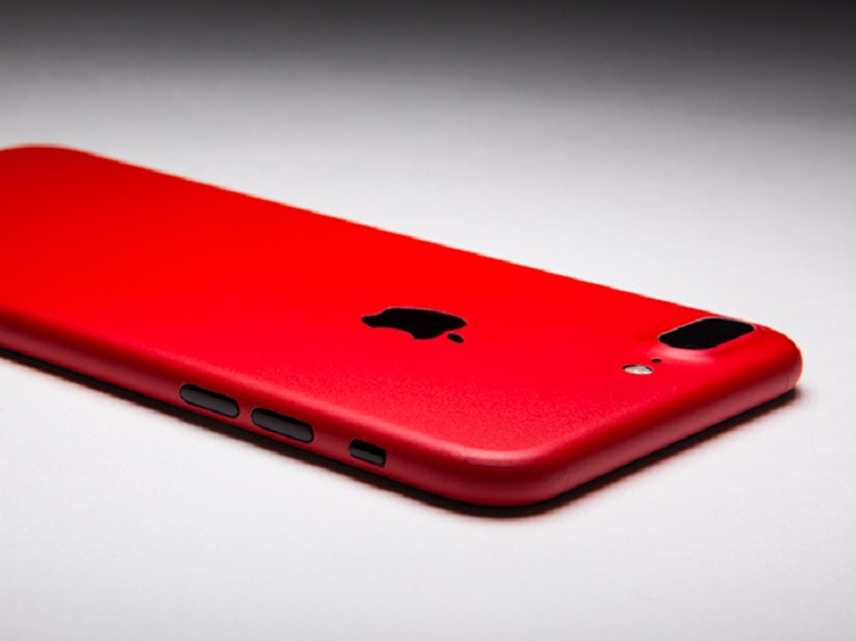 Apple : trois nouveaux iPhone en mars 2017 ?