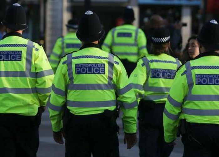  Attentat de Manchester : la police britannique arrête trois individus