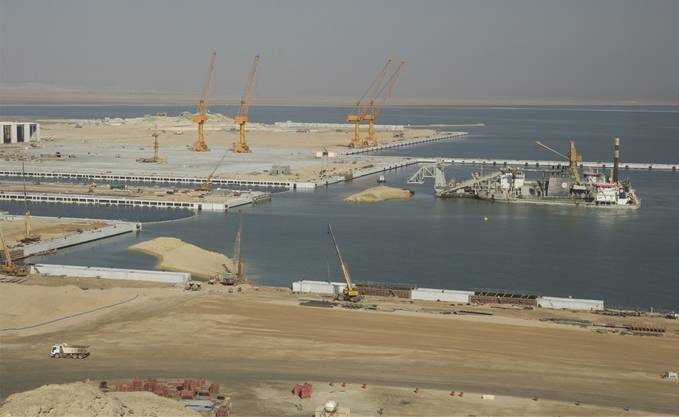 Les travaux de réalisation du méga port commercial d'El Hamdania (Tipasa) lancés en mars