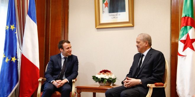 https://www.algerie1.com/medias/source/sellal-re%C3%A7oit-macron.jpg