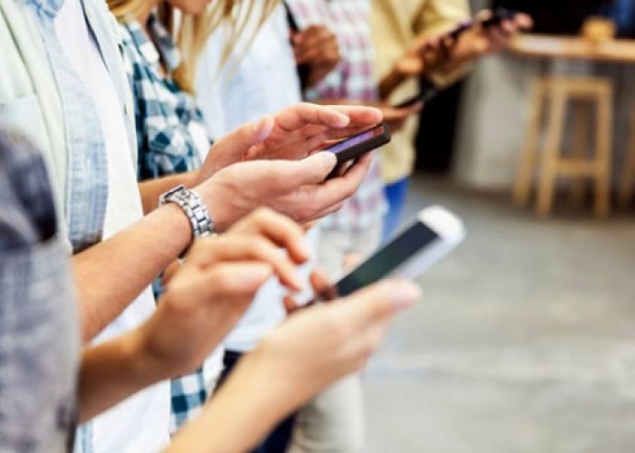 77% des internautes Algériens se connectent via Smartphones