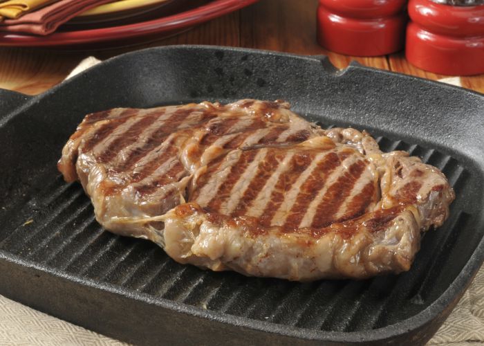 Grillée, rôtie... attention à la cuisson de la viande et ses composés toxiques