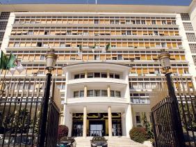 Gouvernement-réunion : plusieurs secteurs examinés