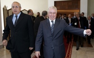 Ziari et Bensalah sortent de leur silence mais cachés