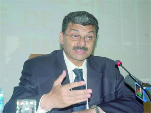 Djoudi envisage le retour au crédit à la consommation