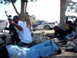 Alors que l'Otan bombarde le GQ de Kadhafi, plusieurs de ses fils arrêtés, l'un d'eux s'est évadé