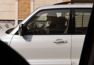 Une Saoudienne condamnée à dix coups de fouet pour avoir... conduit une voiture